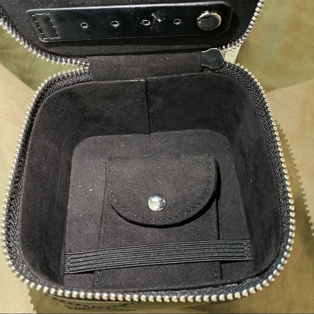 🎉HP🎉 BNWT WHBM Jewelry Box - Picture 5 of 11